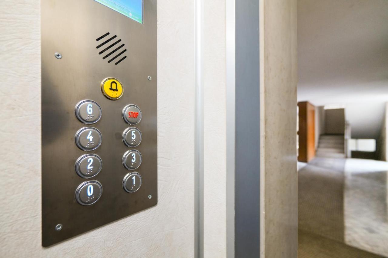 Mila Apartments Battista Milano Dış mekan fotoğraf