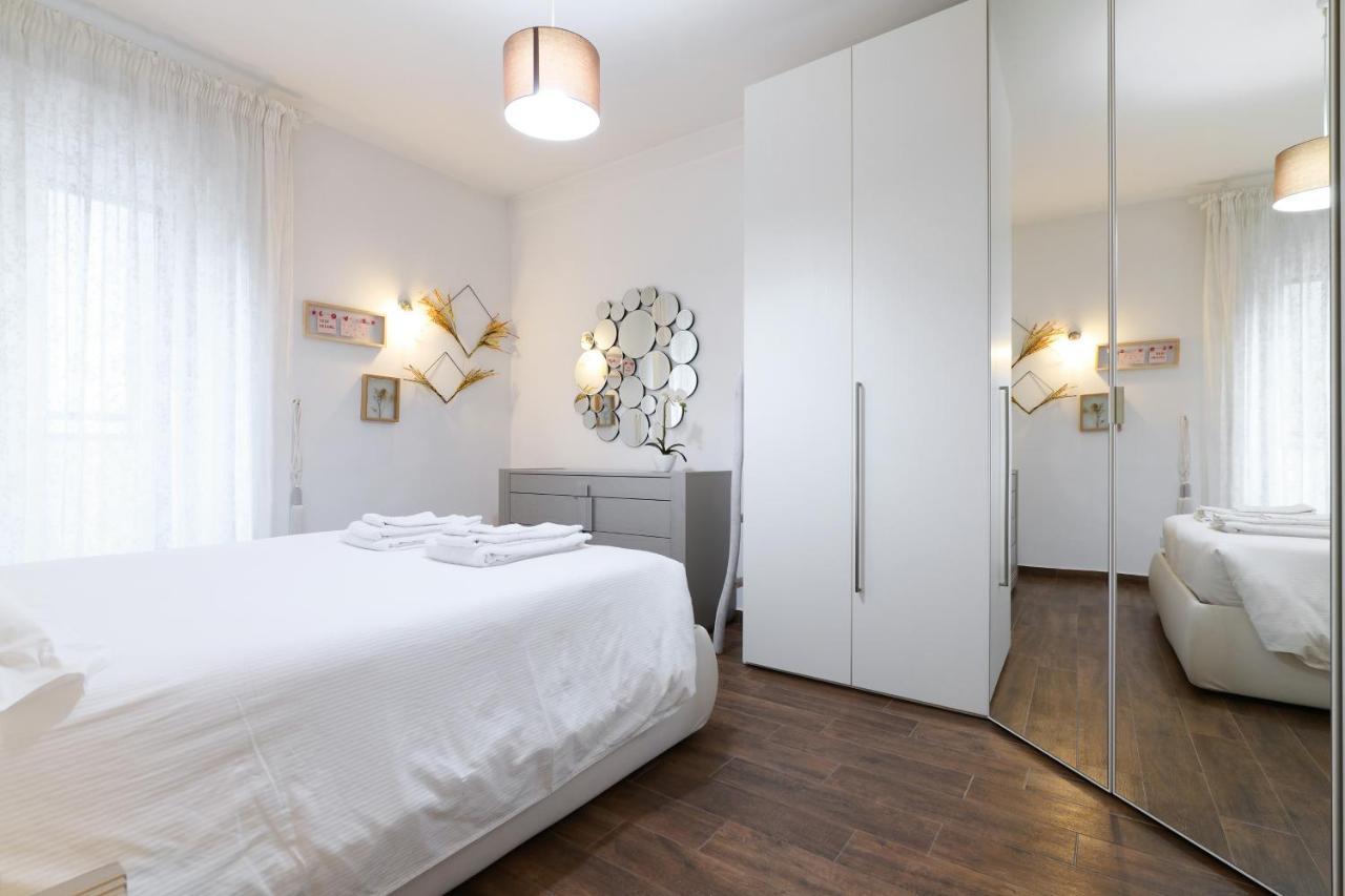 Mila Apartments Battista Milano Dış mekan fotoğraf